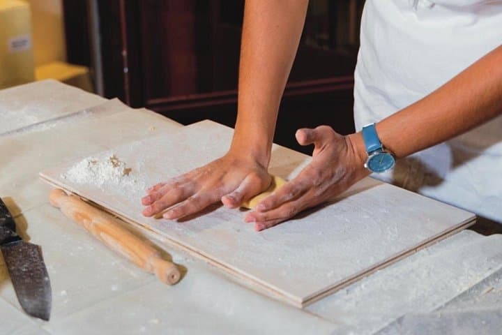Fettuccine Ravioli and Tiramisu Cooking Class in Rome