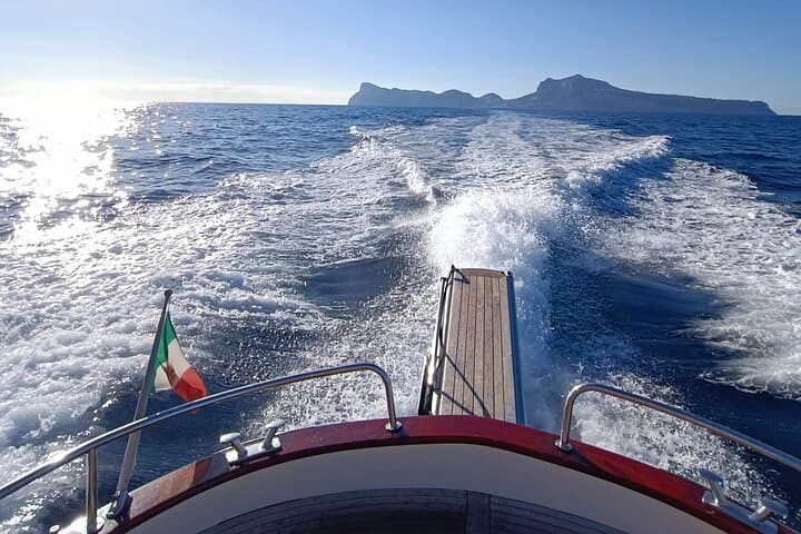 Taxi boat from/to Capri