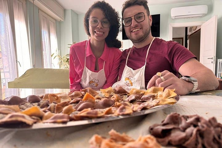 3.5 Hours Fresh Pasta and Tiramisù Cooking Class with Meal