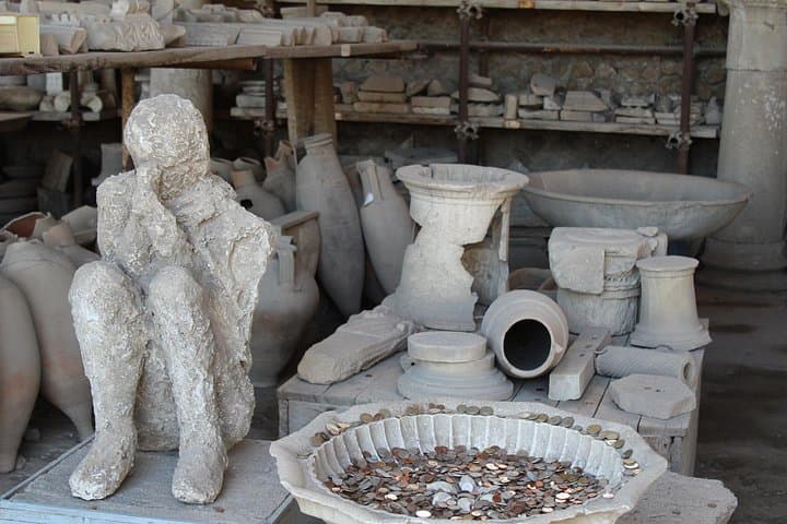 Pompeii ruins and Archaeological Museum private tour from Rome