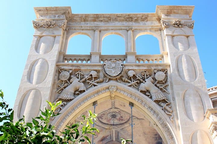 Lecce Private Tour of the Must-see Sites with Top-rated Guide