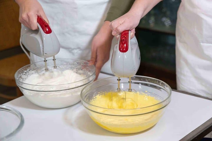 Fettuccine Ravioli and Tiramisu Cooking Class in Rome