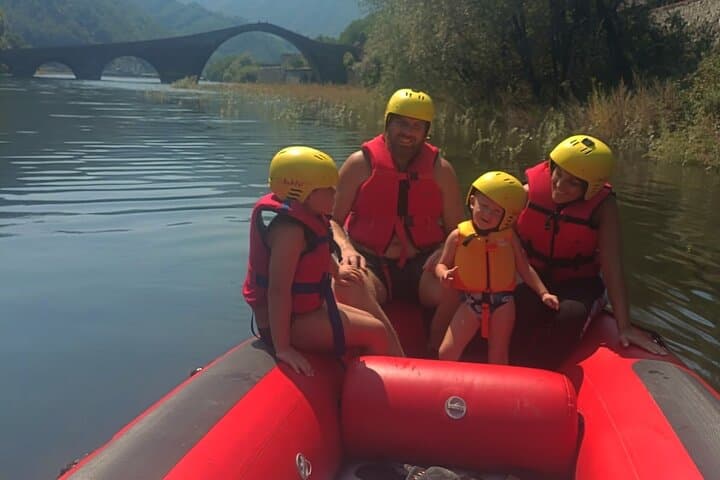 Rafting activities with the family in Lucca + free pictures