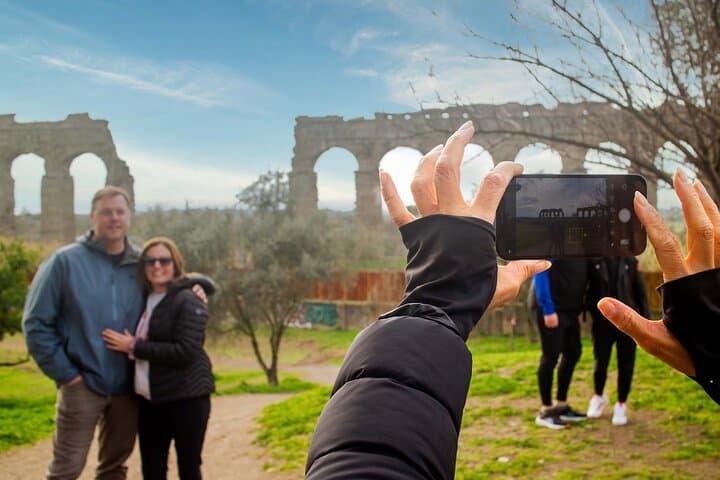 Appian Way Aqueducts Bike Tour (Catacombs & Lunch Option)