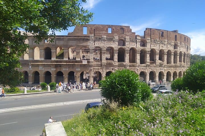 Private Transport from Civitavecchia Port to Rome or vice versa