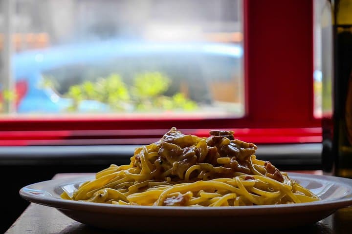 Make Pasta Carbonara from Scratch in a Jazz Club in Venice
