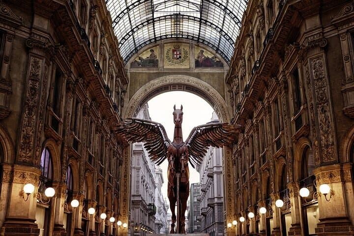 Milan Historic Walking Tour with a Guide