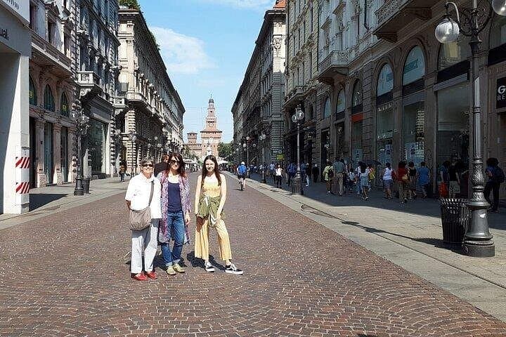 Milan Historic Walking Tour with a Guide