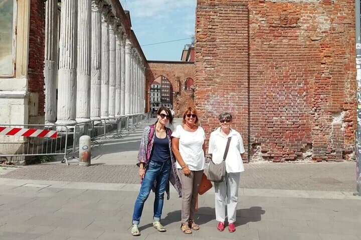 Milan Highlights and Hidden Gems Private Walking Tour