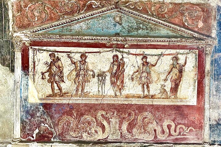 Vip Pompeii & Wine Tasting Tour From Positano All Inclusive
