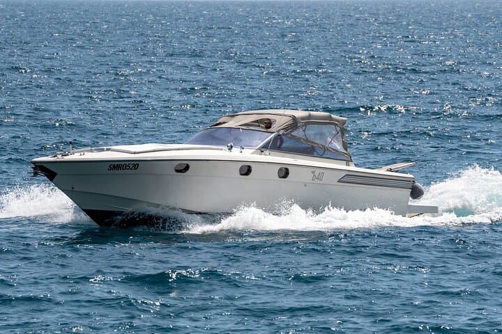 Private Boat Tour of Amalfi Coast with Drinks