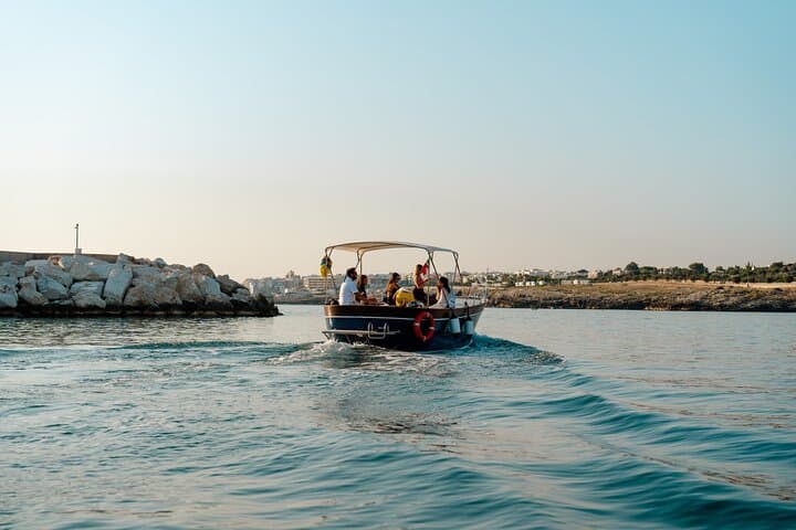 Group Boat Excursion to Polignano | MAMMAMIA Boat
