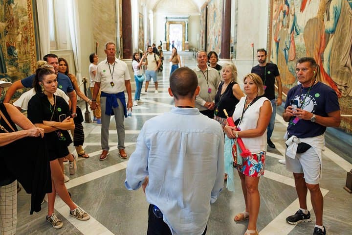 Rome: Vatican Museums & Sistine Chapel Fun Tour