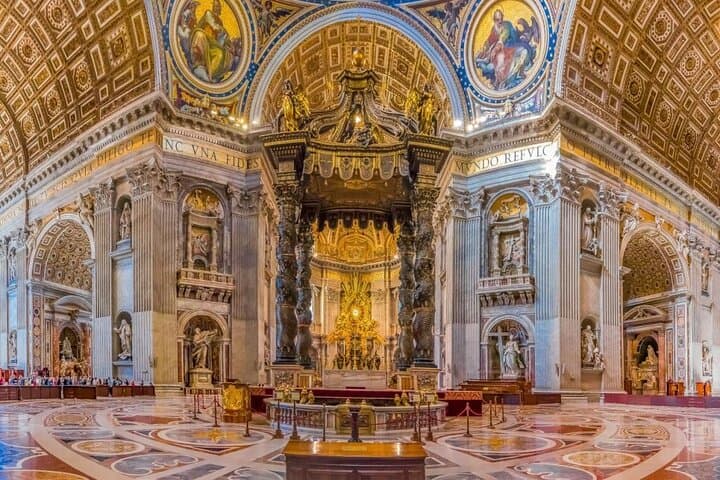 St. Peter's Basilica Guided Tour with Papal Tombs and Dome Access