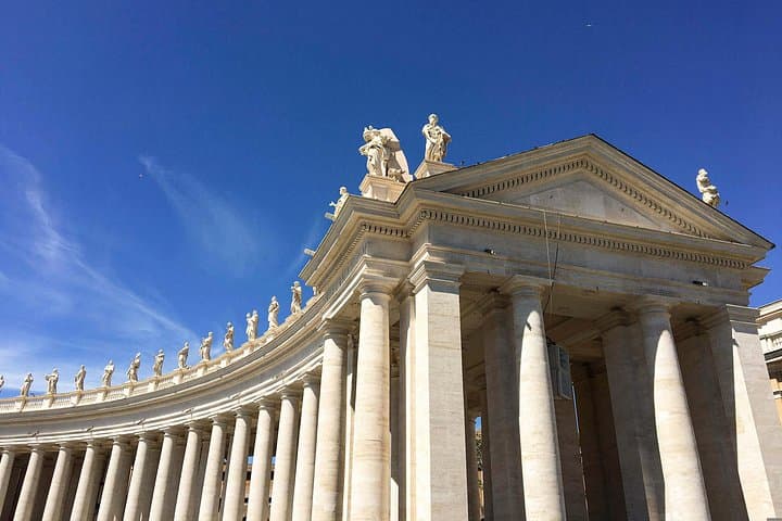 St. Peters Square & Basilica Vatican Walking Tour with Audioguide
