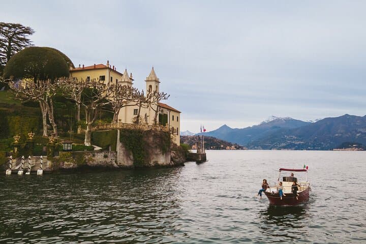 Discover the amazing Lake