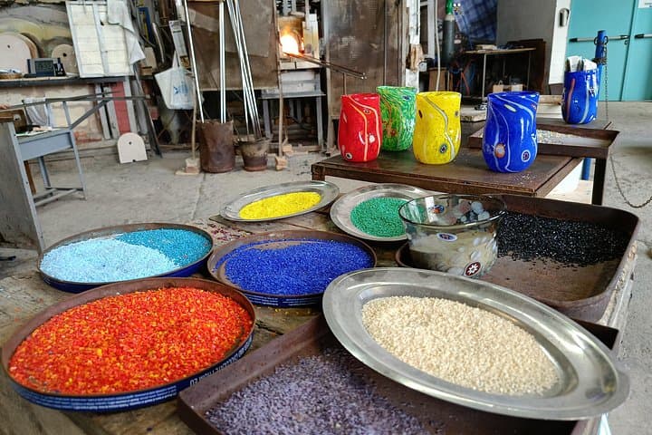 Glass Blowing Live Demo, Showroom visit and Artistic Glass gift!