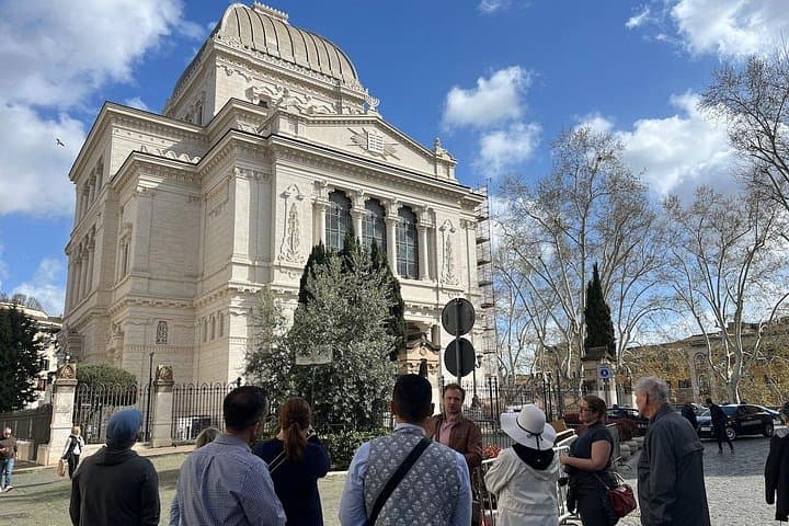 Small Group Rome's Jewish Ghetto and Trastevere Tour
