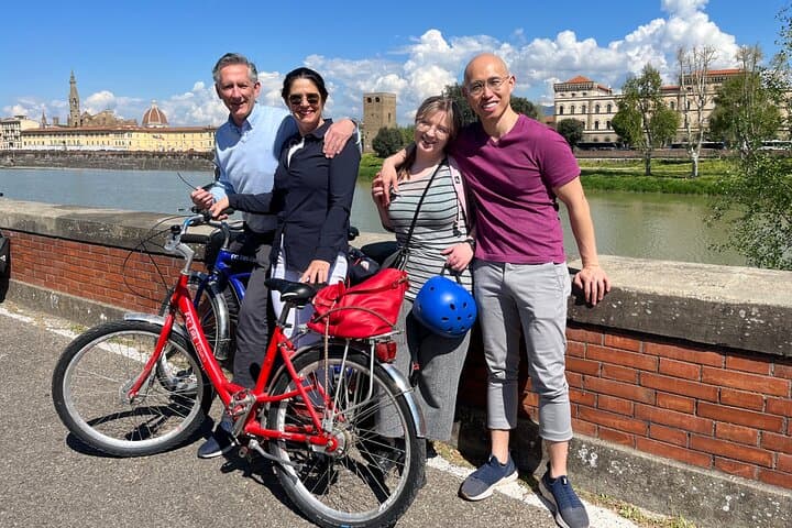 Highlights of Florence Bike Tour (E-bike Upgrade Available)