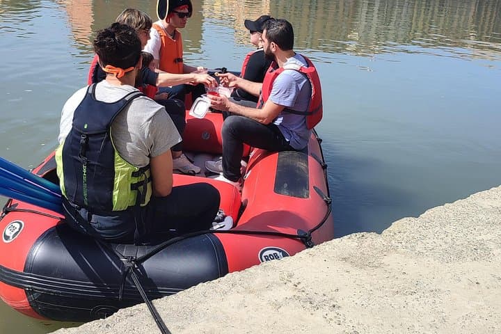 Pisa : rafting tour with Aperitif + free souvenir pictures