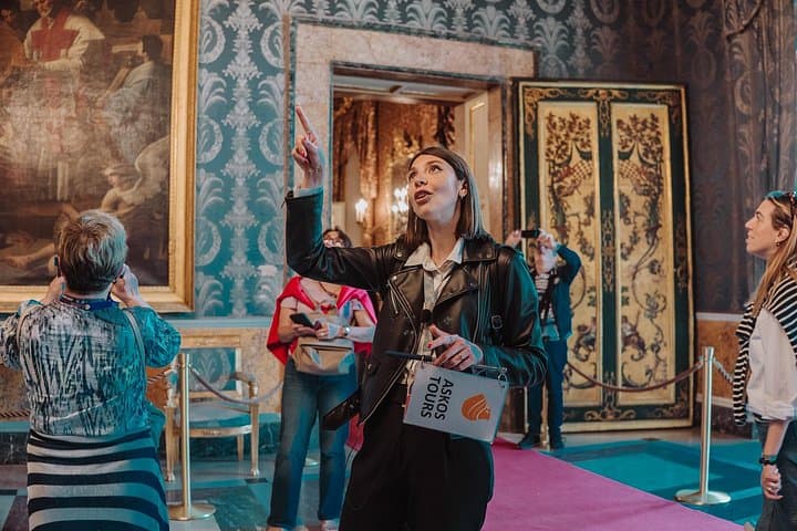 Naples Royal Palace & Monumental Area Tour - Tickets Included