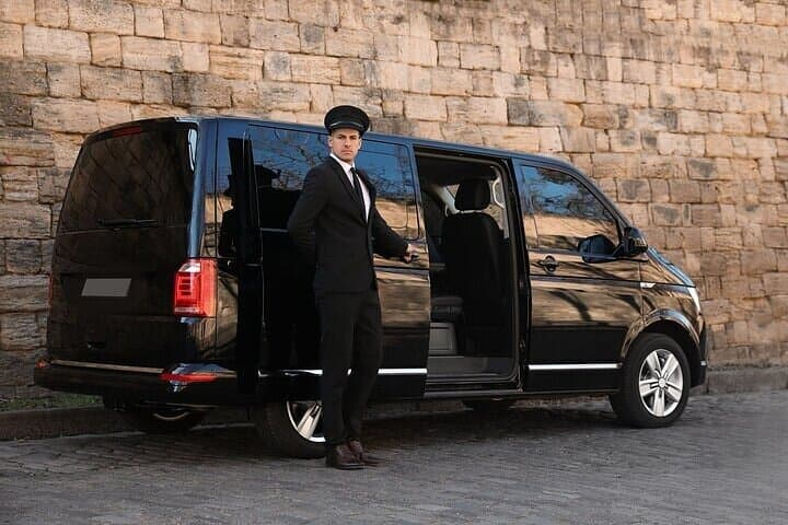 Private One-way Transfer From Catania to Catania Airport