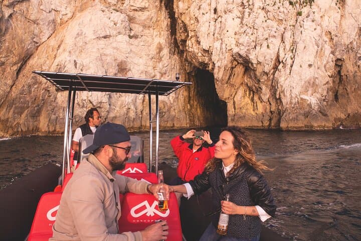 From La Spezia: The Sunset Cinque Terre Boat Tour with Aperitivo