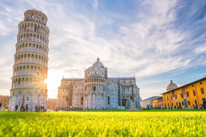 Pisa Tour with Tower Admission + Ebook