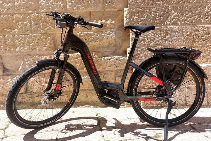Lecce: Top Quality E-Bike Rental