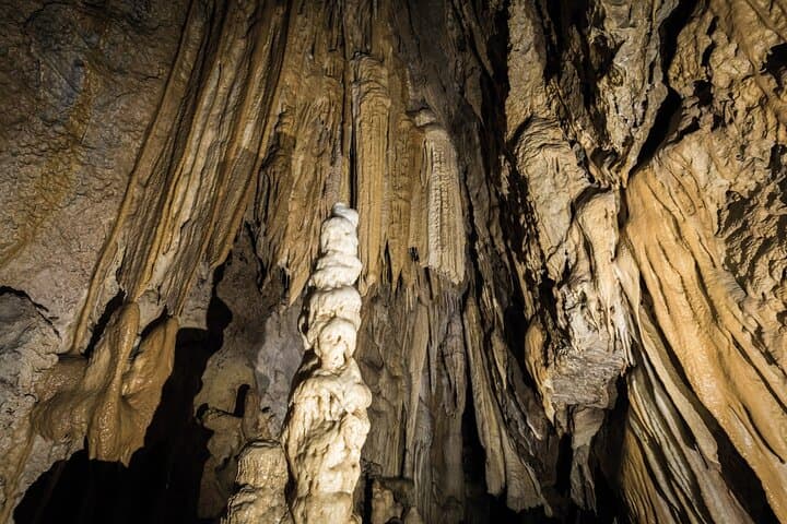 Caving adventure at the Caves of Equi Alpi Apuane