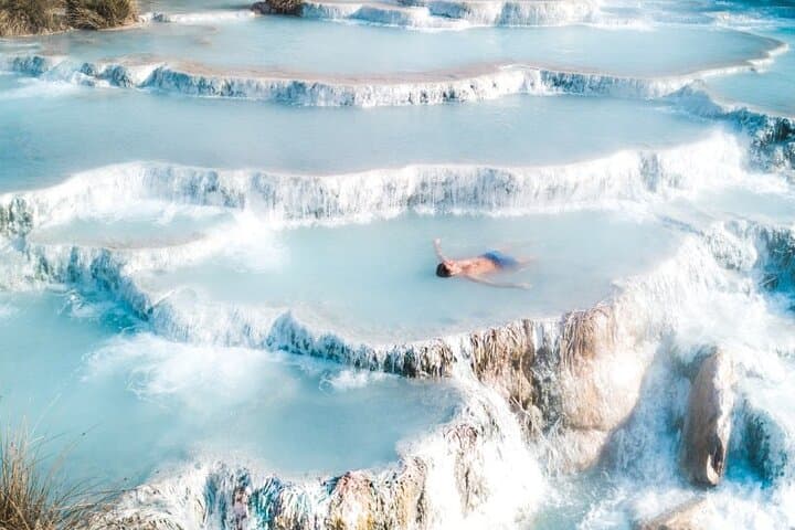 Guided tour to the wonderful Saturnia thermal waterfalls