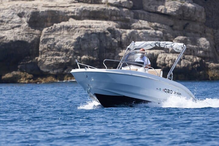 Full Day Private Tour from Sorrento to Capri by speedboat