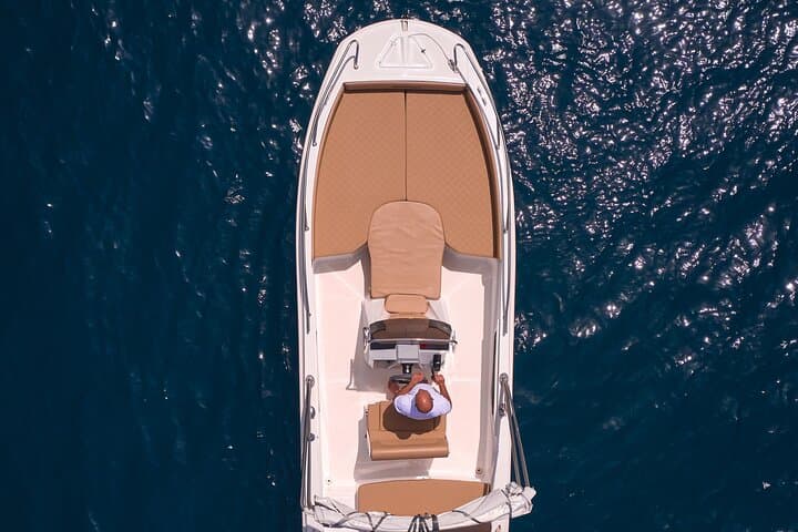 Full Day Private Tour from Sorrento to Capri by speedboat