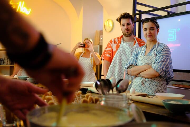 Mixing the cream