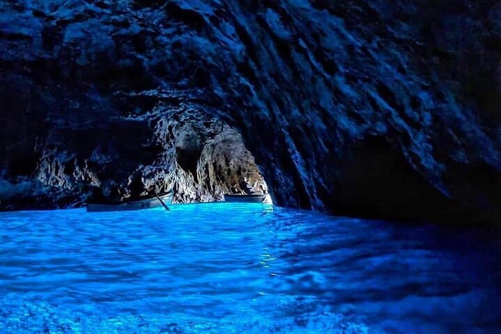 Capri and amalfi coast Full-day private boat tour - luxury