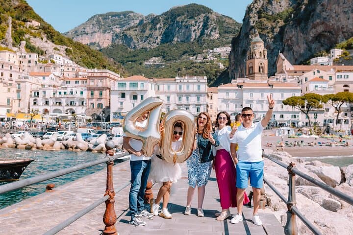Private Vacation Photoshoot with Photographer in Sorrento