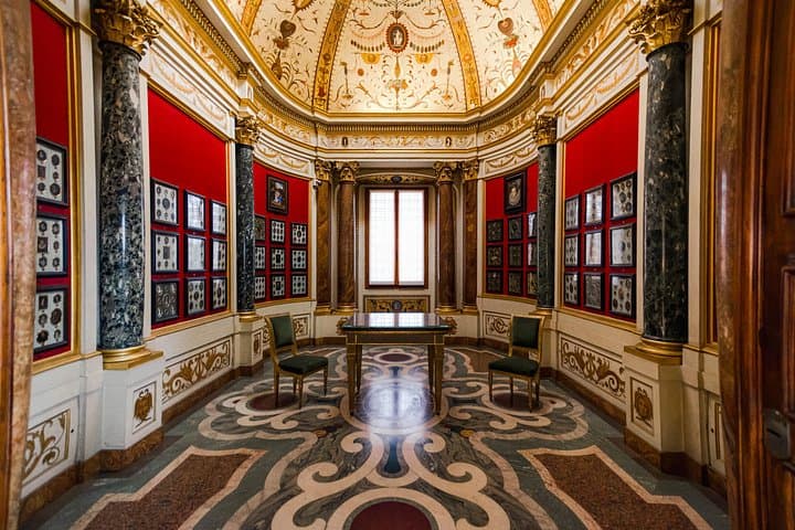 Uffizi Gallery Timed Entry Ticket With Multilingual Audioguide