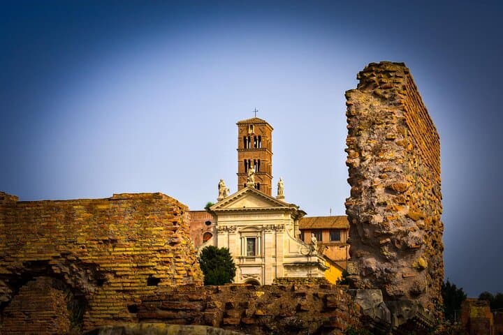 Colosseum Underground small group Arena & Roman Forum Guided tour