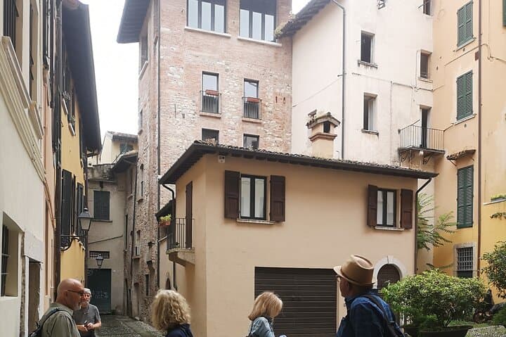 Medieval Courtyard of the Pulì
A hidden gem