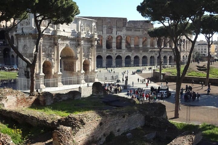 Rome: Colosseum Forums, Pantheon and City Highlights Private Tour