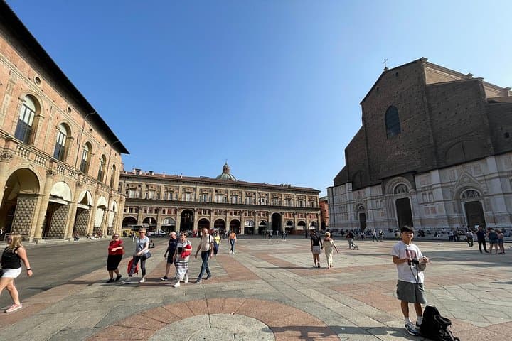 Half Day Private Tour in Bologna