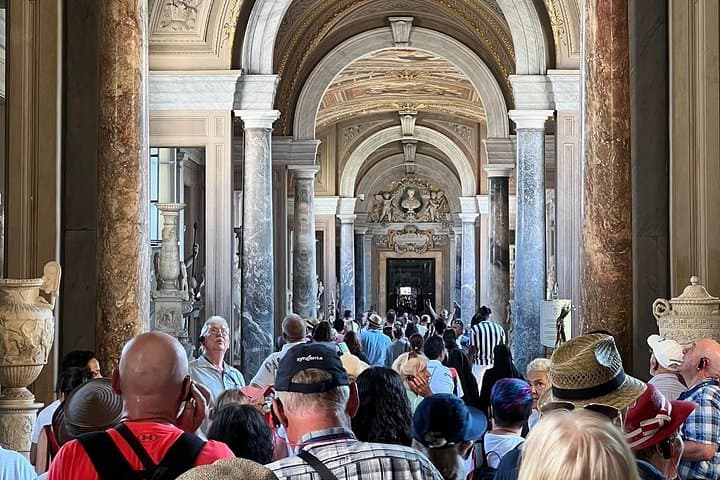 VATICAN:Vatican Museum, Sistine Chapel tour And Optional Basilica