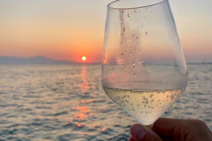 Cagliari: Sunset Aperitif on a Boat with Prosecco and Music