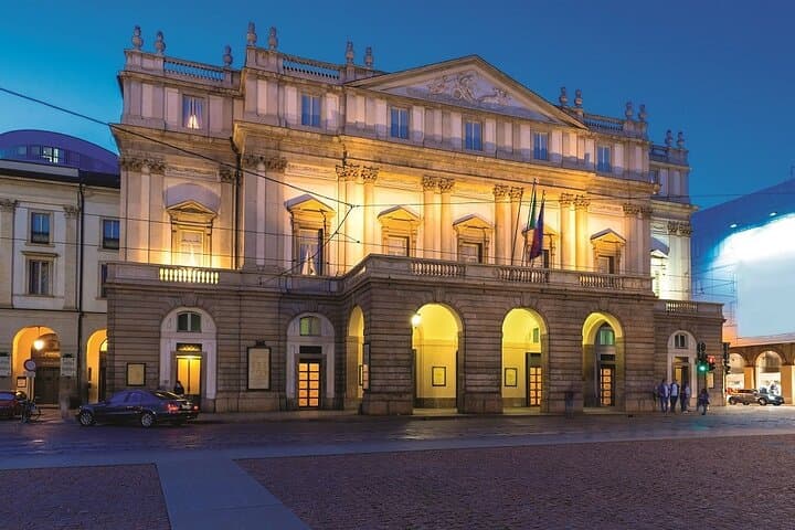 4-Day Discovering Milan: Duomo, Last Supper, Lake Como & Lugano