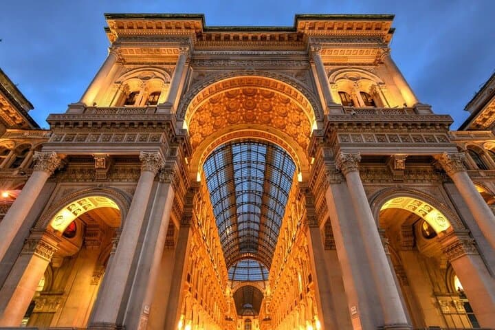 4-Day Discovering Milan: Duomo, Last Supper, Lake Como & Lugano