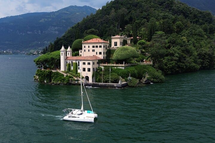 Catamaran Como Charter villa balbianello