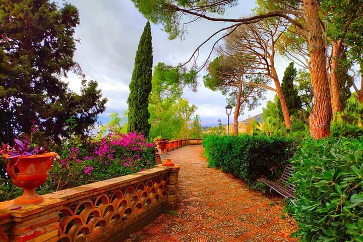 Private Quest Experience in Taormina Seeking The Vial Of Life