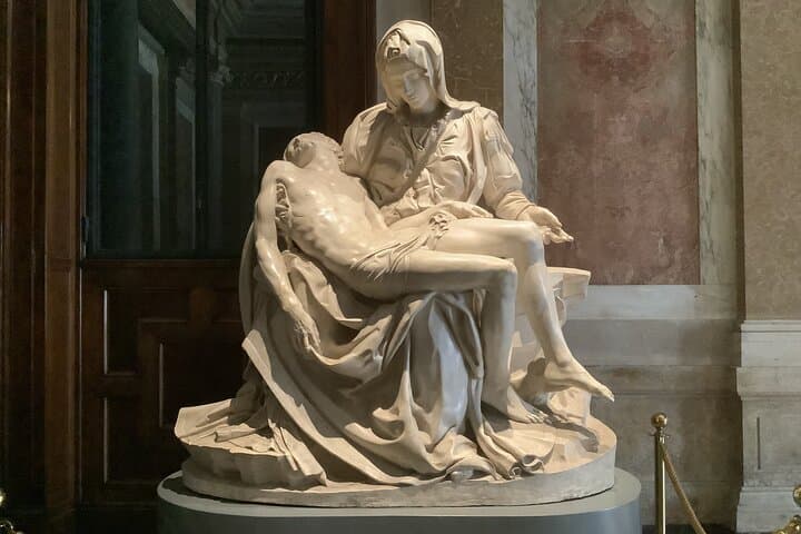 Rome: Vatican Museums & Sistine Chapel Fast Entry -Optional Guide