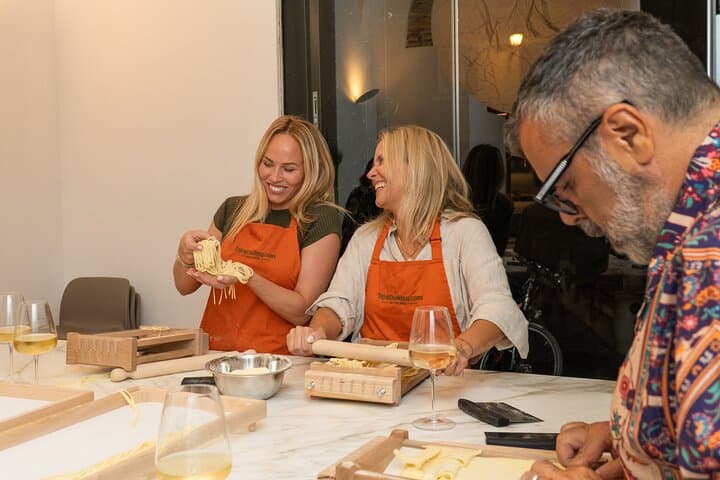 Rome Pasta, Ravioli & Tiramisu Cooking Class with Premium Wine
