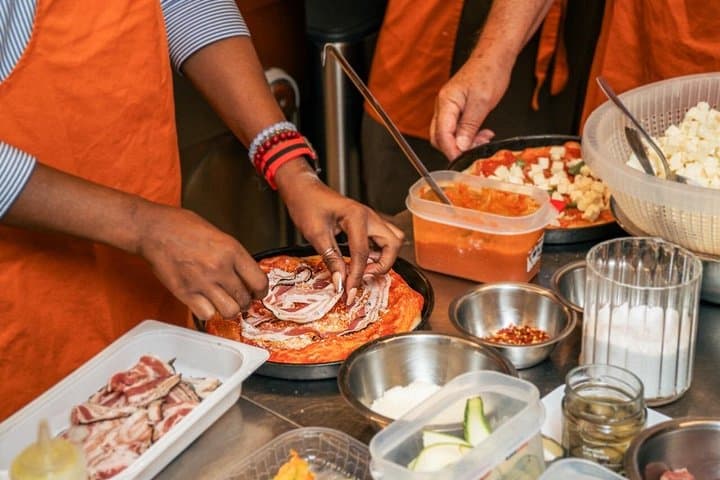 Pizza and Gelato Making Experience with Fine Italian Wine in Rome